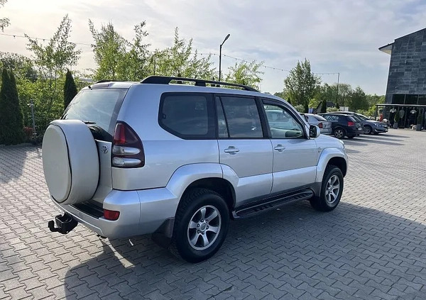 Toyota Land Cruiser cena 50900 przebieg: 243000, rok produkcji 2003 z Myślenice małe 92